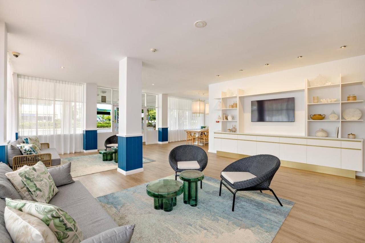 Mercure Cairns Exterior photo