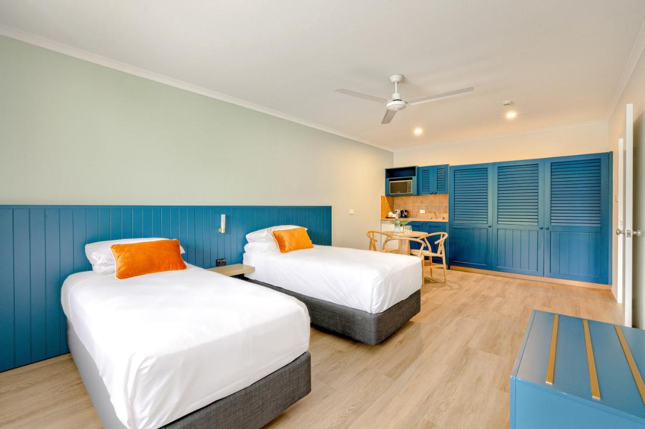 Mercure Cairns Exterior photo