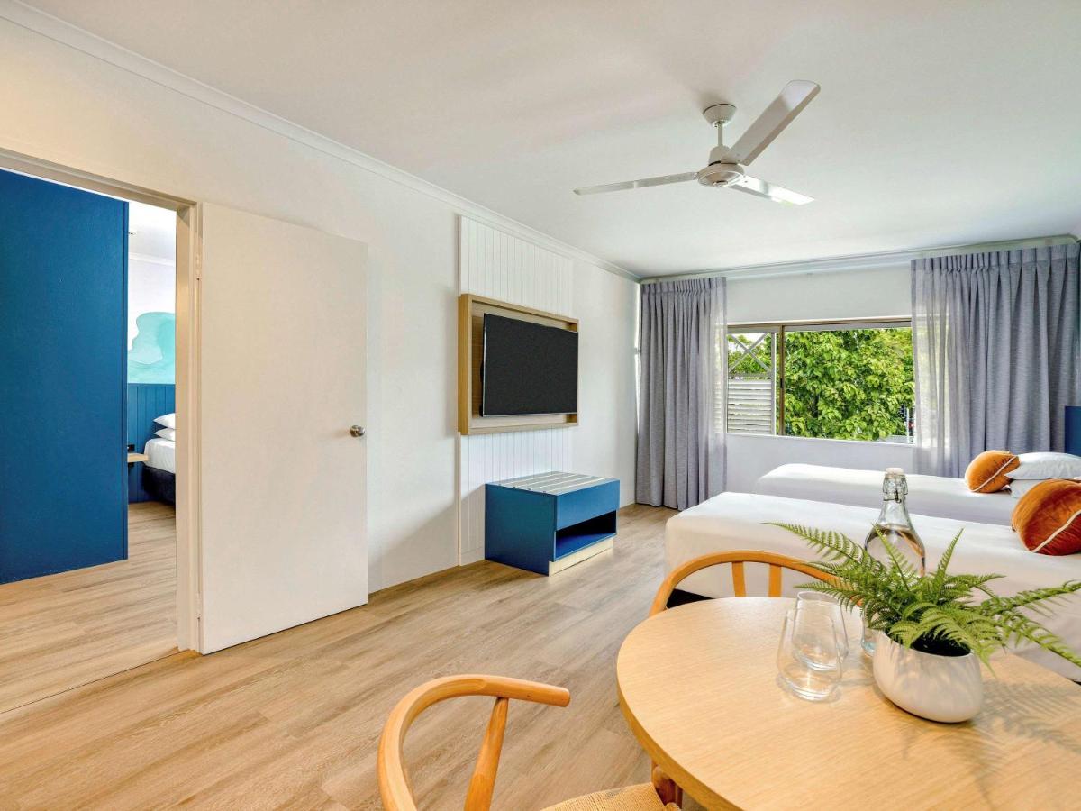 Mercure Cairns Exterior photo